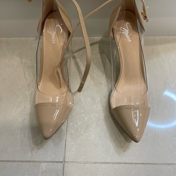 Wendy Pumps Brand New Never Been Worn - Picture 4 of 7